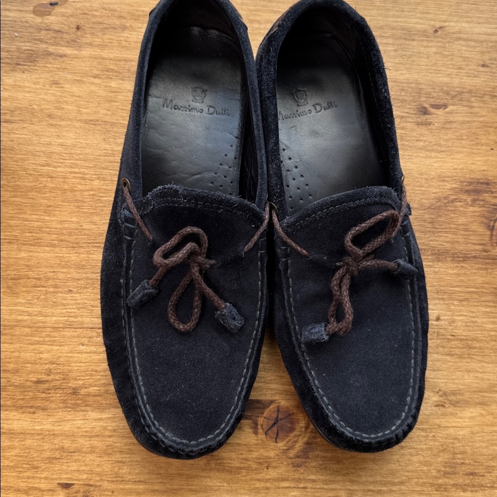 Massing Dutti suede loafers
Great condition